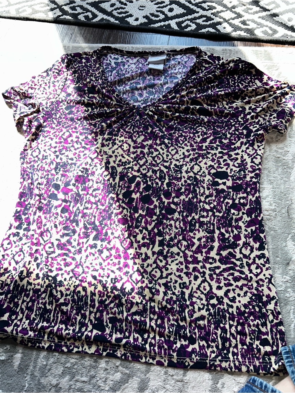 Jaclyn Smith Women’s Purple Animal Print V-Neck Top